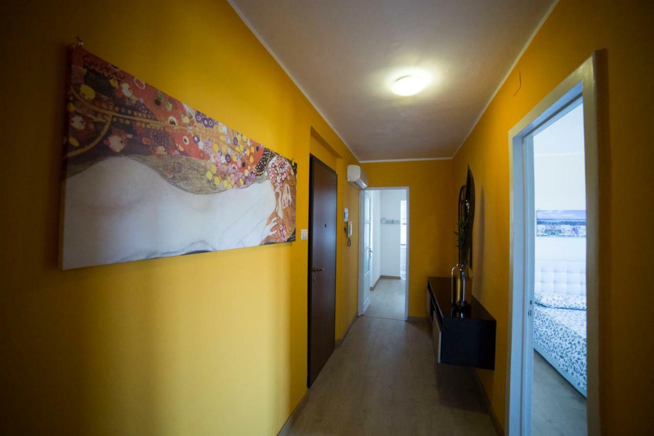 Yellow Orange Catania Ognina Exterior photo