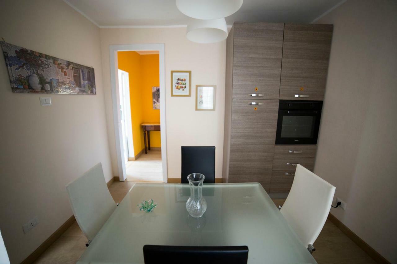Yellow Orange Catania Ognina Exterior photo